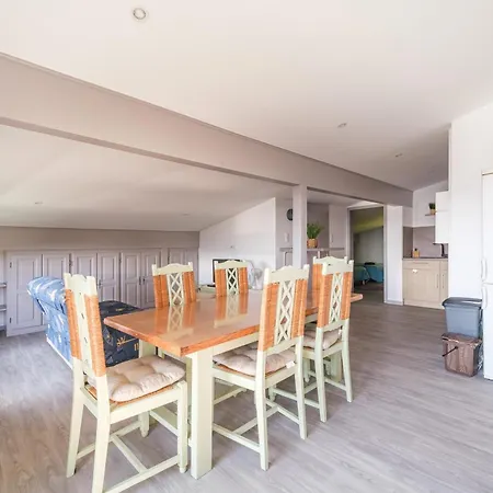 Le Petit De La Vallee - Vue Montagne Parking 멧제랄